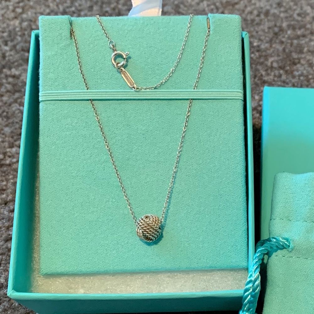 Tiffany & Co. Twist Silver Knot Pendant Necklace